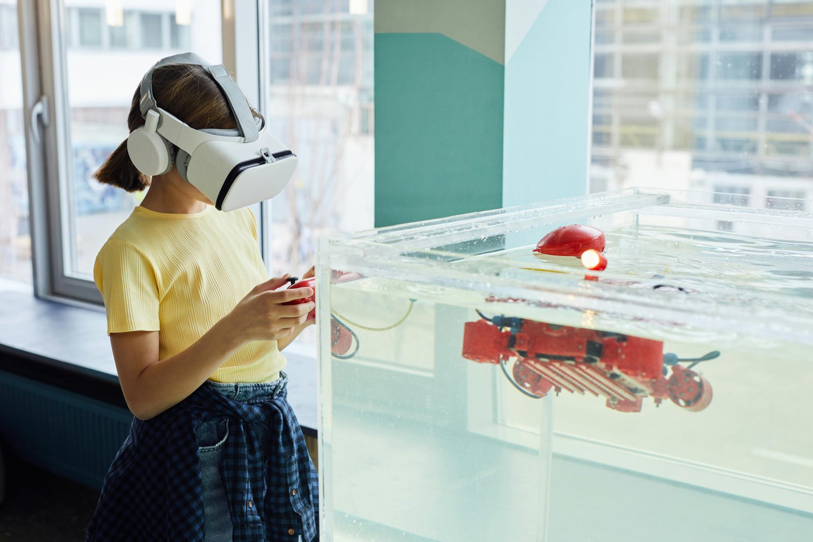 Exploring virtual reality based executive function training for primary-aged students with executive dysfunction: A mixed methods case series