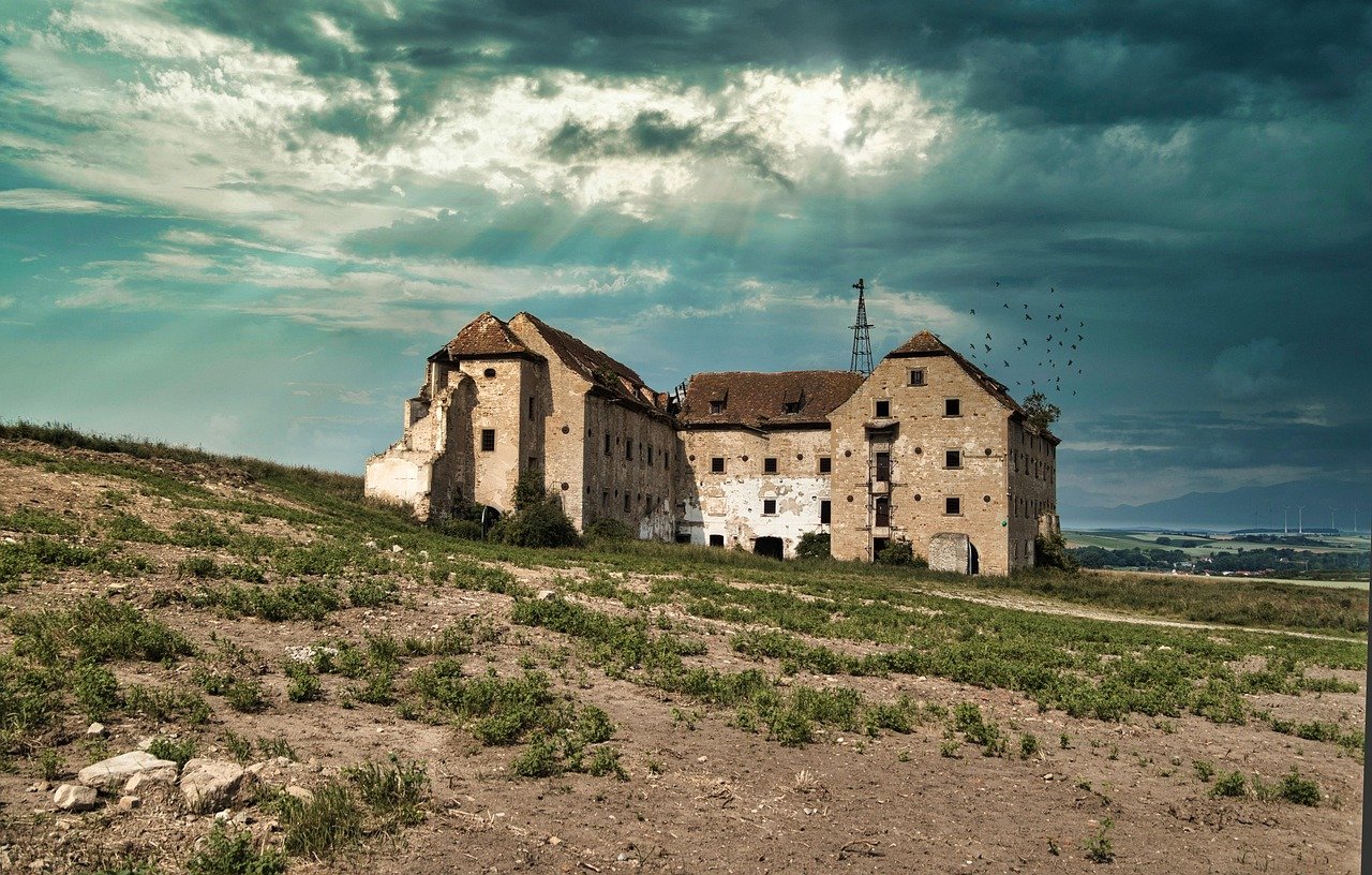 Ruins and Memory of Lotuturu Hill in Lamwo District: Tracing Idi Amin’s Presence in Local Narratives and Landscapes in Northern Uganda