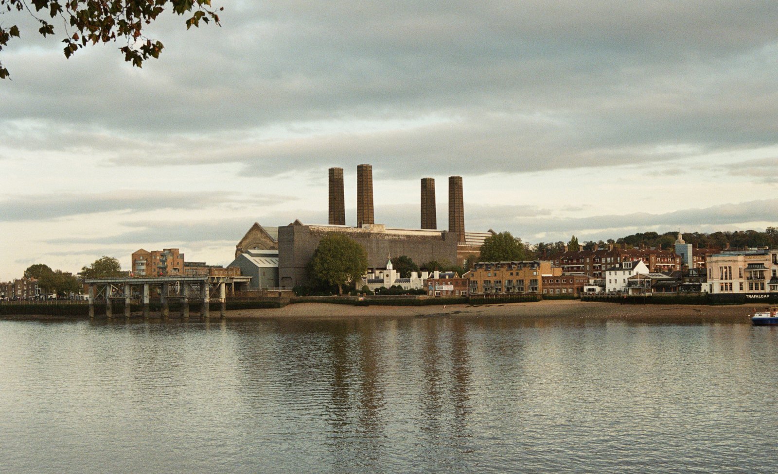Rituals and Residues: Mapping Mining Landscapes and Spatial Practices Along South Africa’s Klip River