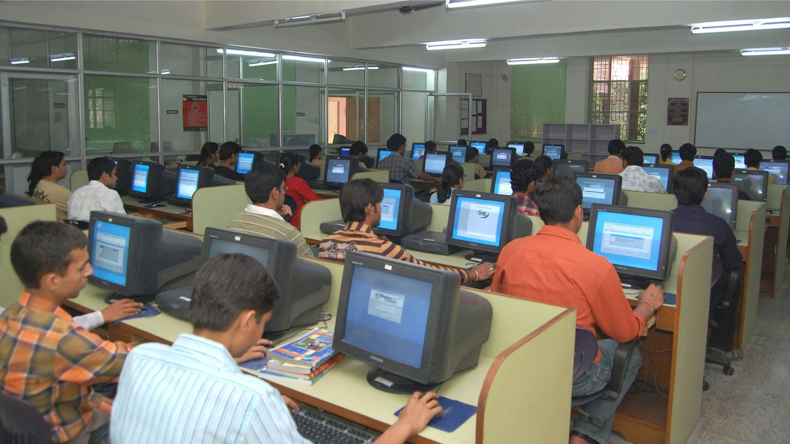 Strengthening Academic Digitalization Policies to Enhance Student Service Quality at State Islamic Universities