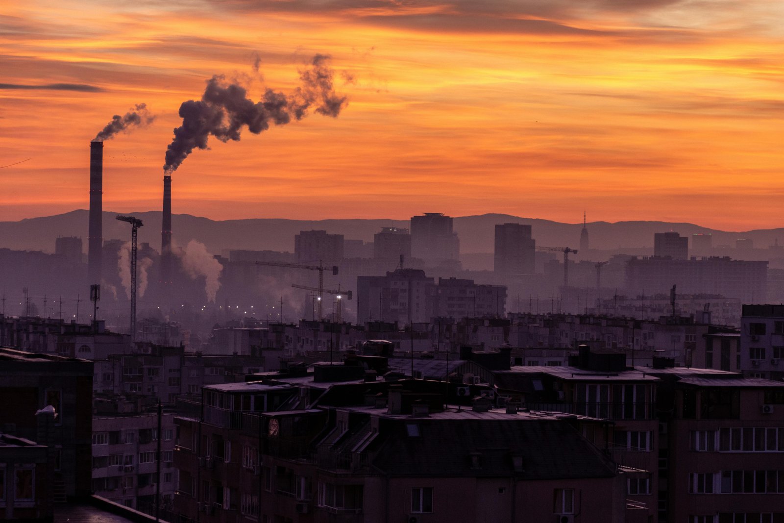 Spatial effects and mechanisms of environmental decentralization on energy eco-efficiency in china: evidence from a quasinatural experiment on the carbon emissions trading pilot policy