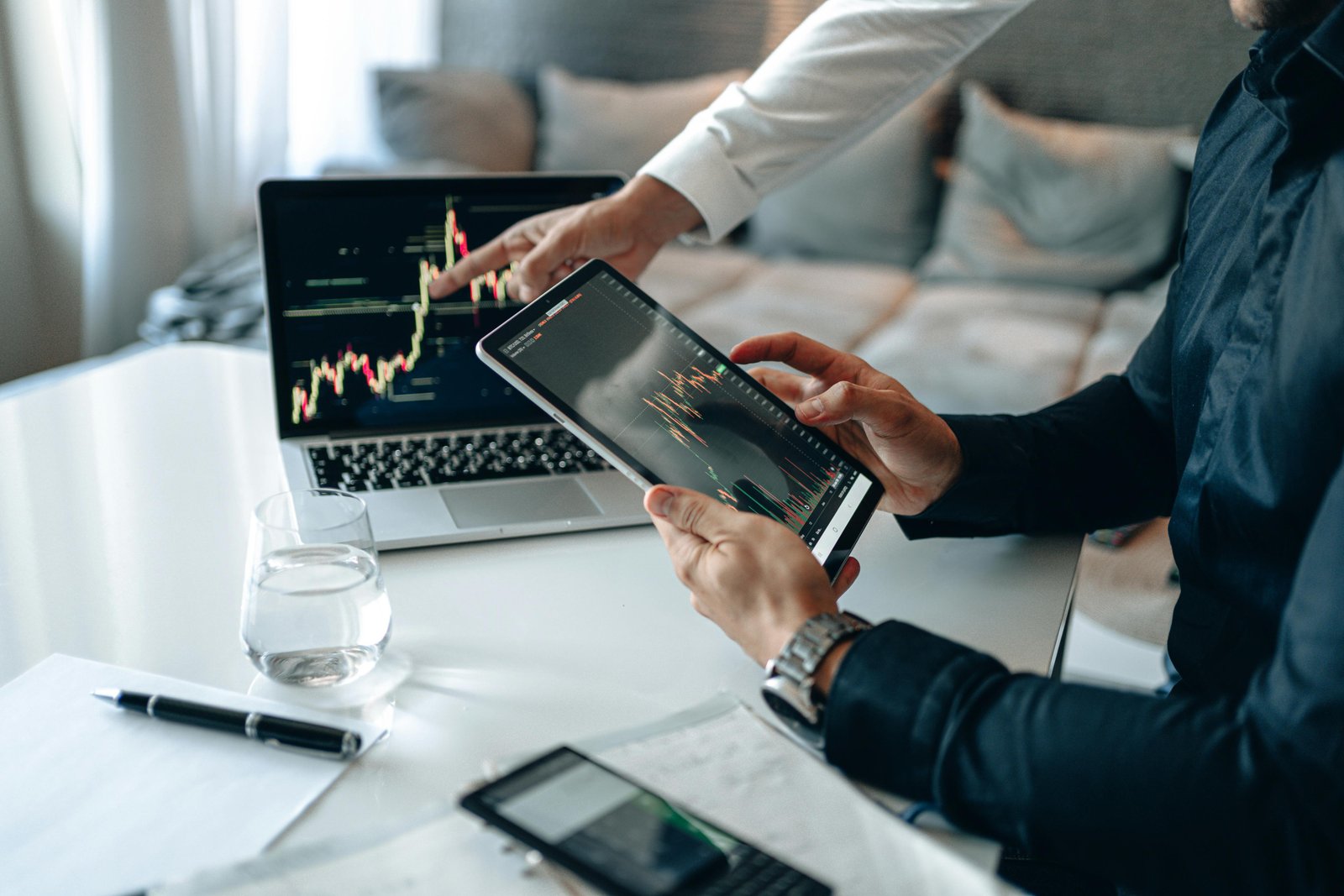 Digital Technologies and Sustainable Development: Evidence from FinTech, AI, and Blockchain Adoption in G20 Economies