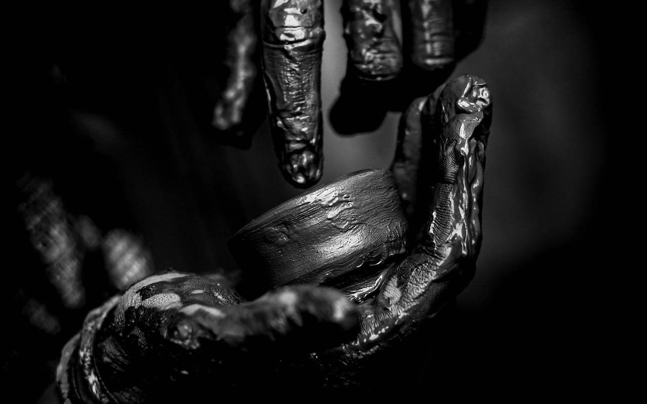 Autonomous robot competes with elite table tennis players