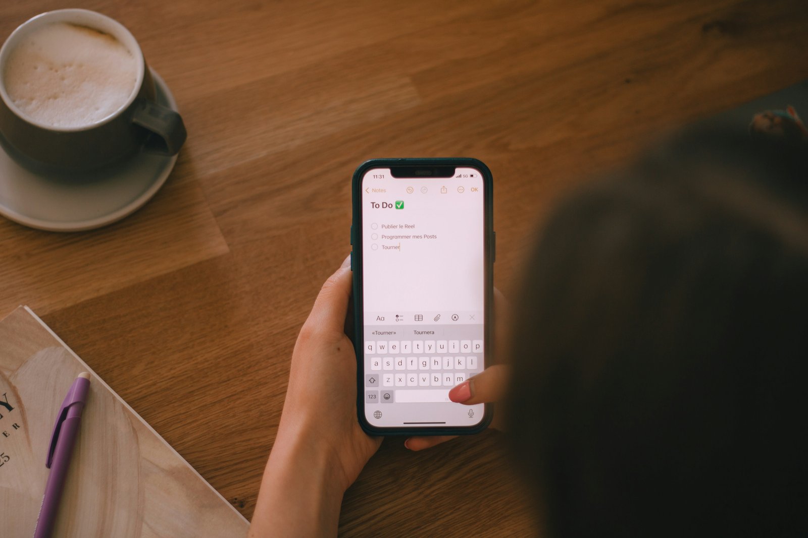 Affective and Goal-Oriented Factors of Relationship Formation in the Digital Therapeutic Alliance: A Longitudinal Study of Mental Health Chatbots